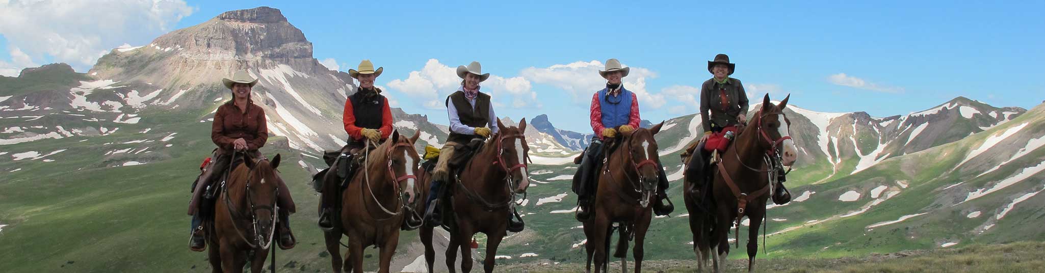 horseback_vacations Colorado Elk and Mule Deer Hunting Action